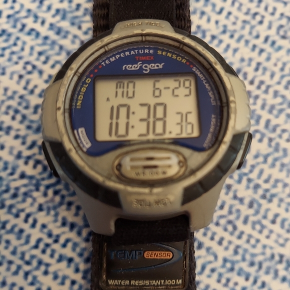 timex reef gear
